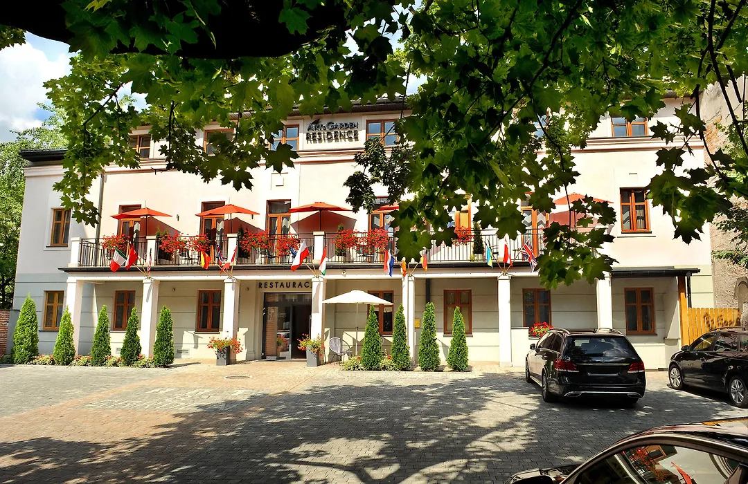 Art & Garden Residence-1